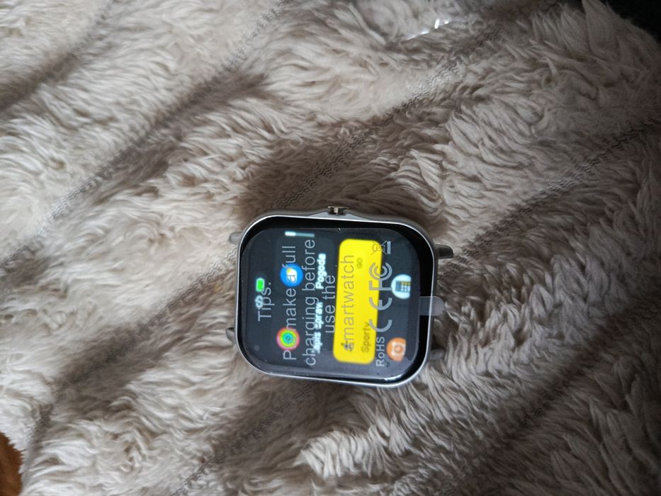 Szybko wysprzedaż SmartWatch