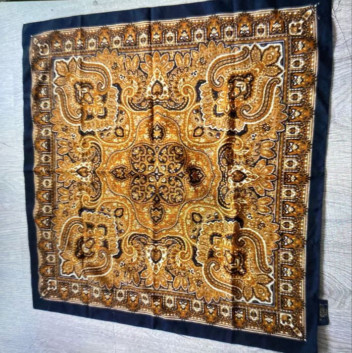 Art of Scarf by Tie Rack 100% Polyester chustka damska