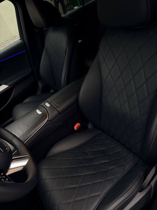 Mercedes-Benz E-Class 2024