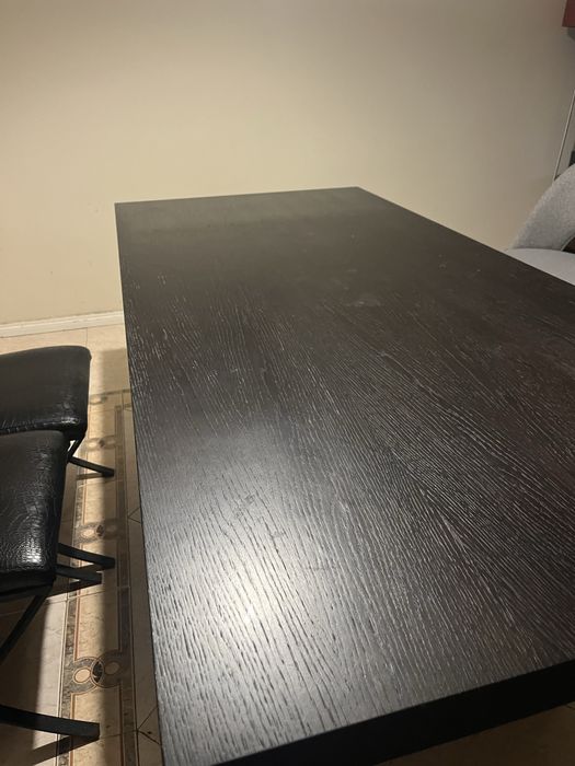 Mesa de jantar wengué – 6 a 8 lugares – moderna