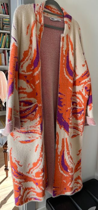 Casaco comprido malha Zara