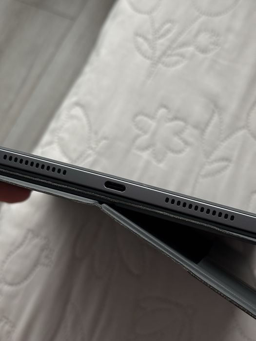 Планшет Lenovo tab m11 + чохол + пенсіл