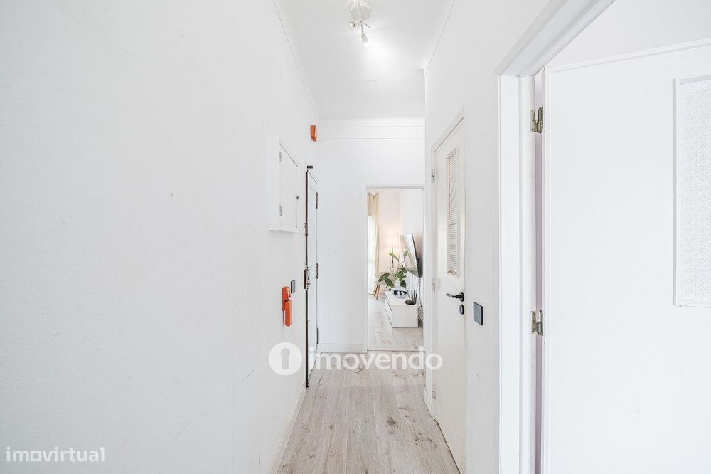 Apartamento T2 no centro do Lavradio