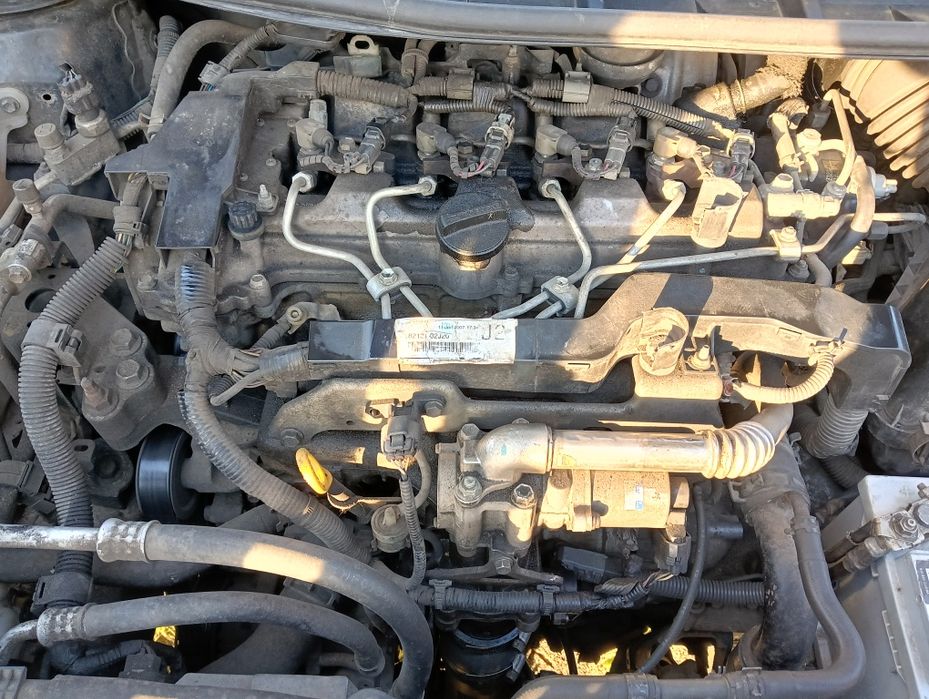 Toyota Auris 2.2 d w całości na części