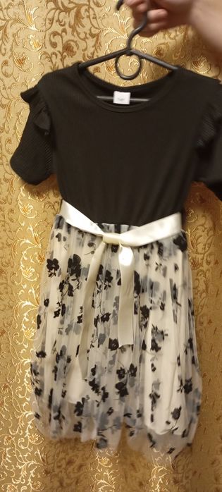 Нарядное платье.