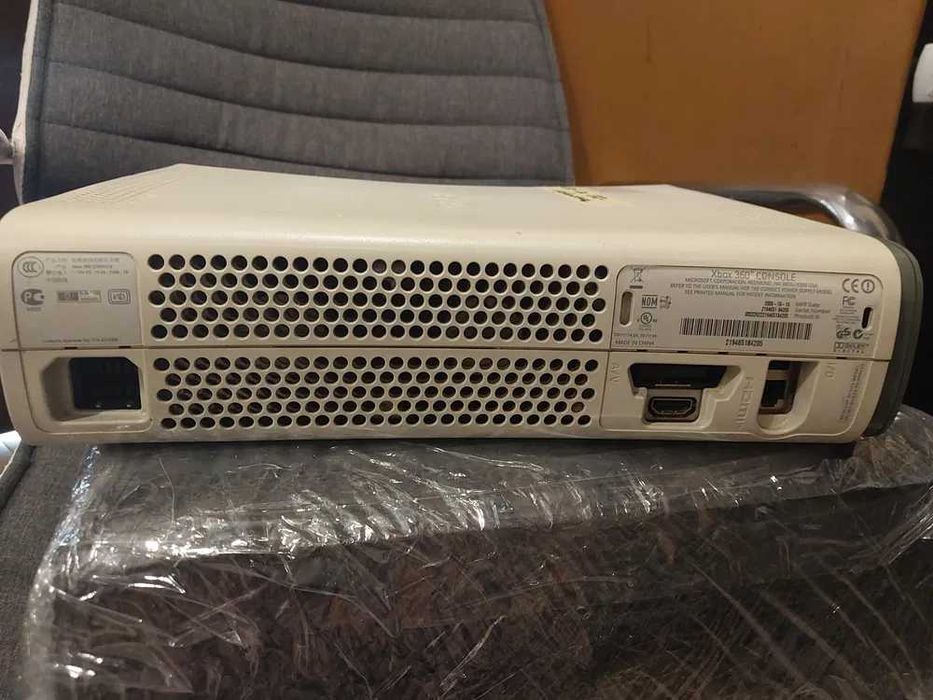 [2661/19] Konsola Xbox 360 60gb