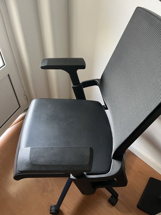 Cadeira de escritório ergonómica