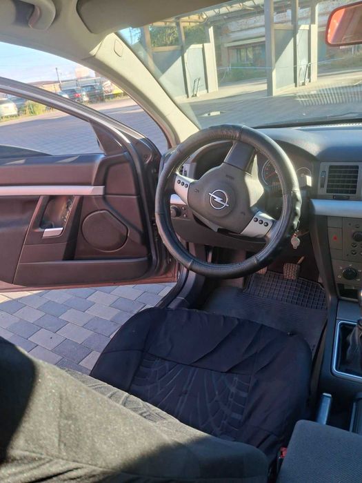 Продам Opel Vectra C 2004 року випуску