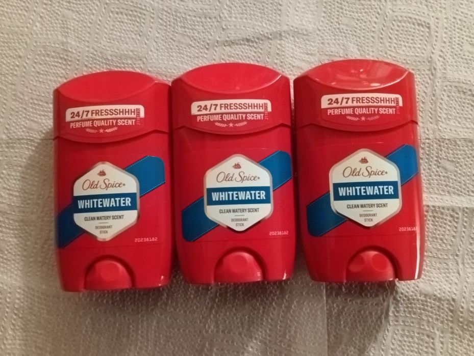Old Spice Whitewater Dezodorant w sztyfcie dla mężczyzn 50ml. 3 szt.
