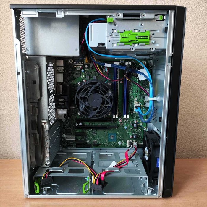 Супер ціна! Fujitsu Esprimo P957 i5-6500 8 GB ddr4  256 gb NVME — Надійний ПК з Європи  для роботи навчання та розваг