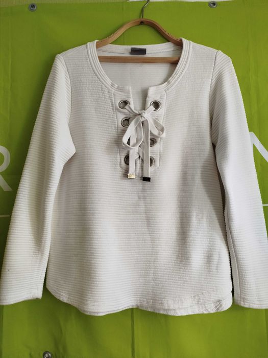 Лонгслив  на шнурках в рубчик