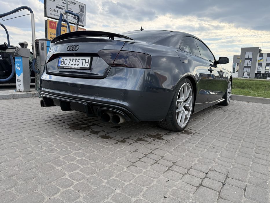 Audi a5 coupe quatro