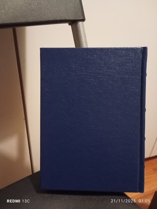 Livro " Histórias Extraordinárias"