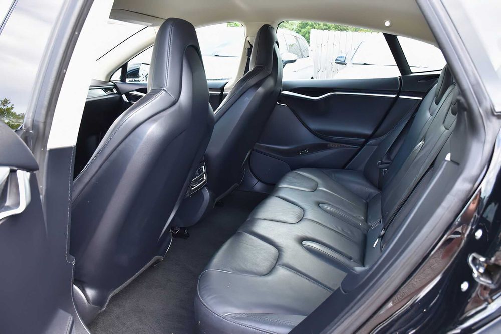 Tesla Model S 85      2013