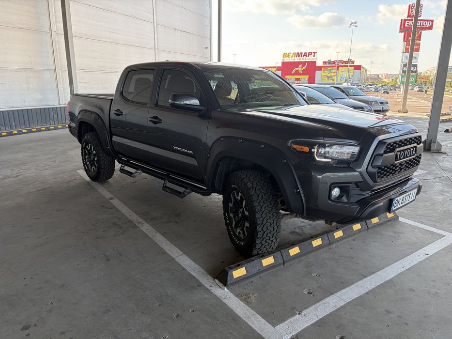 Продам Toyota Tacoma 2019р