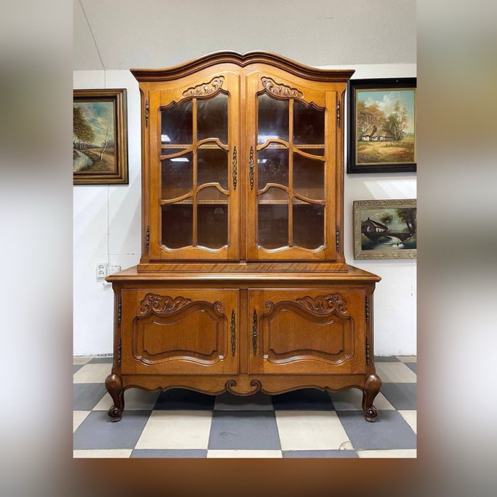 Вітрина дерево витрина 2182