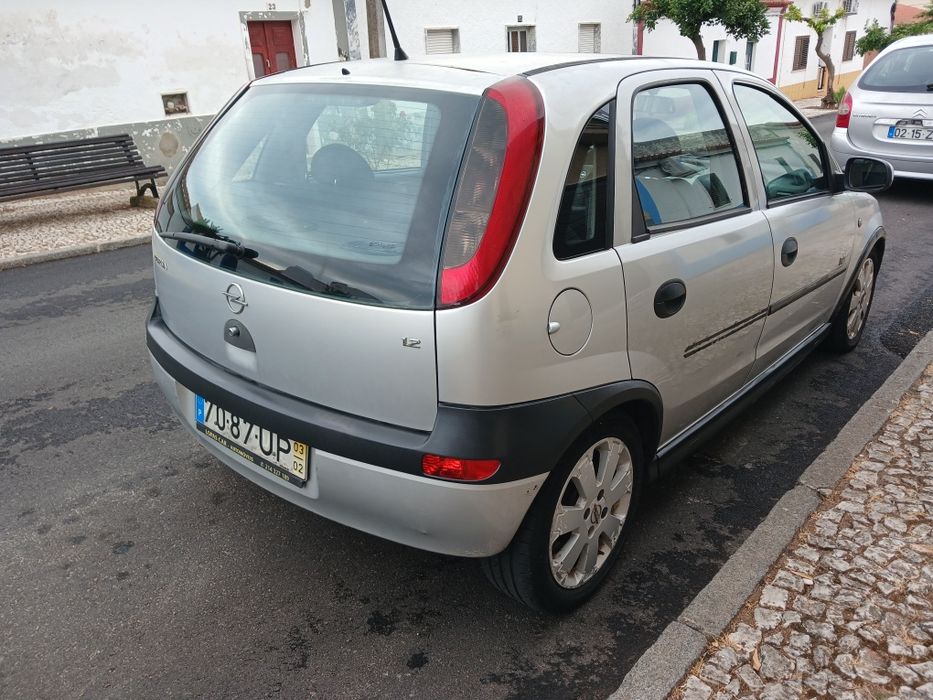 Opel corsa 1.2 c