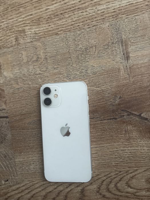 Iphone 12 mini uszkodzony