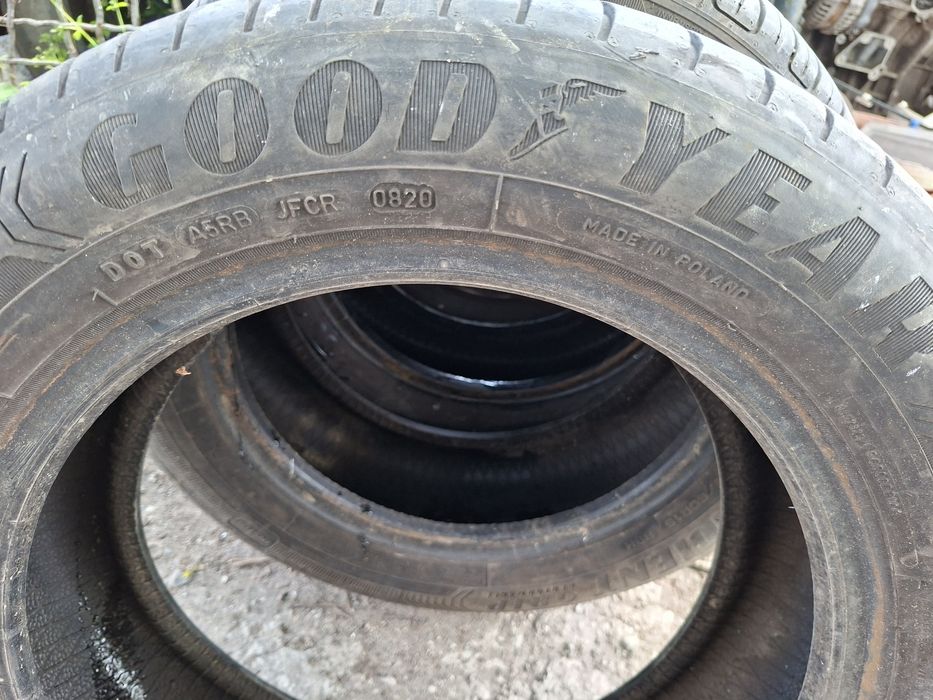 продам шины Goodyear 195/60r15 лето