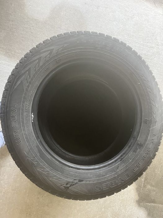 Opony nokian wr suv4 225/65/17