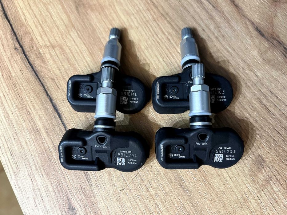 Czujniki ciśnienia opon powietrza TOYOTA LEXUS^ 433MHz TPMS Nowe^ 107K