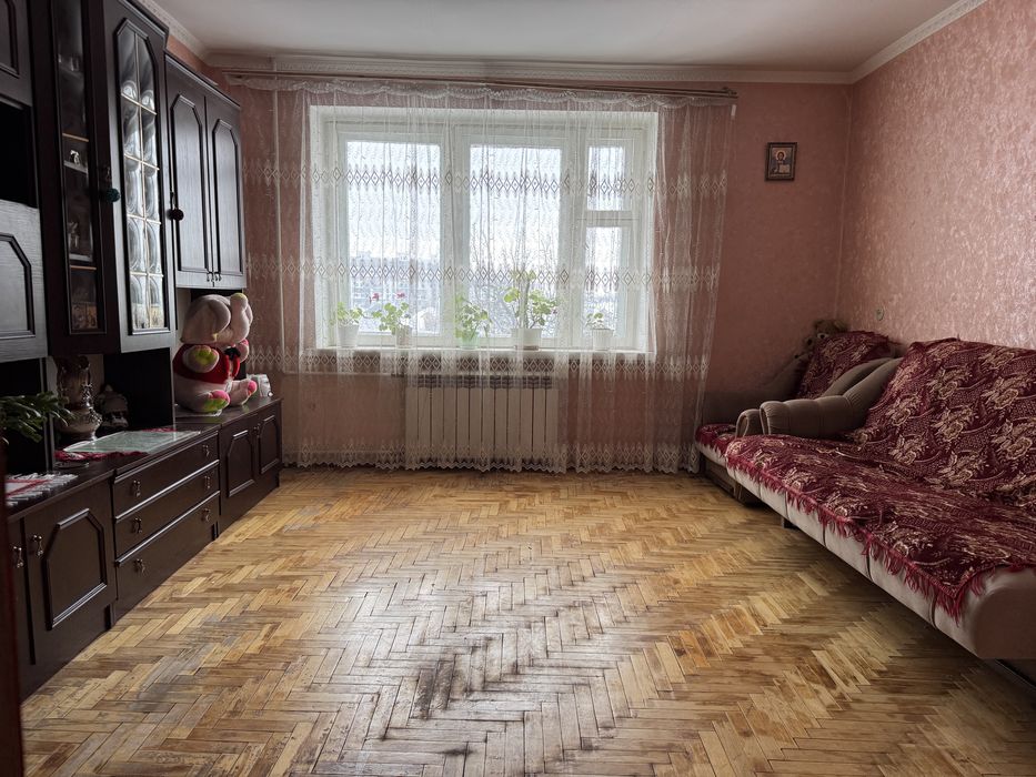 Квартира ,  Володимирська 105