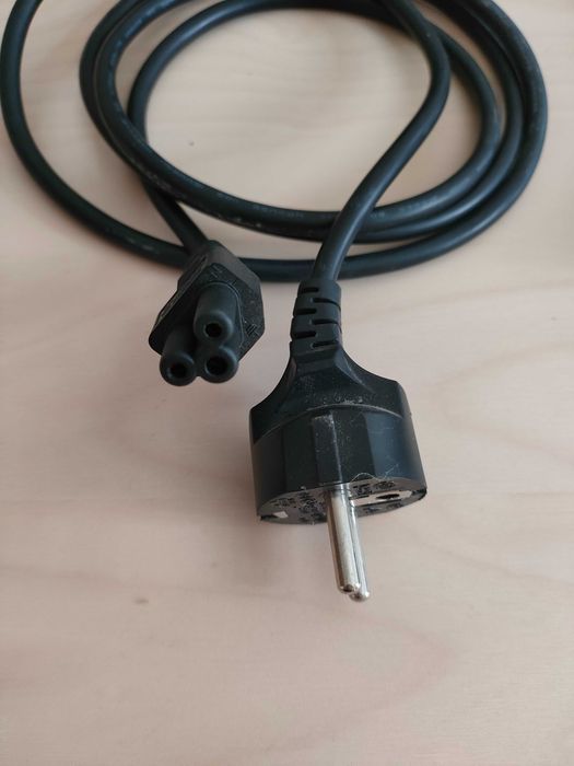 Cabos e Transformadores