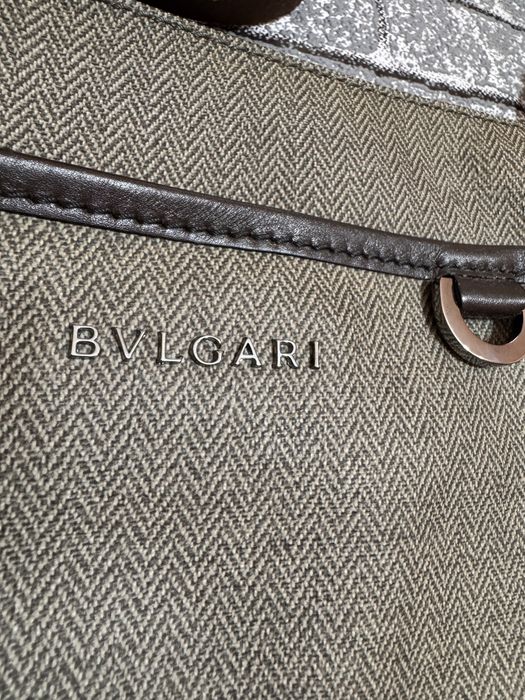 Оригінальна сумка Bvlgari