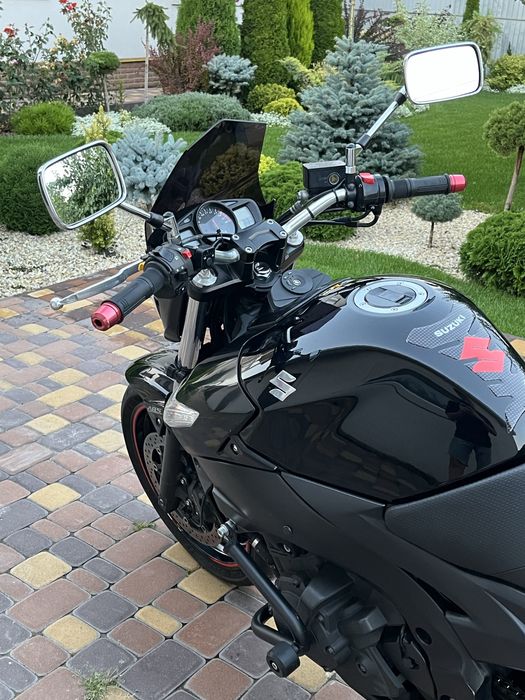 Продам Suzuki GSR 400