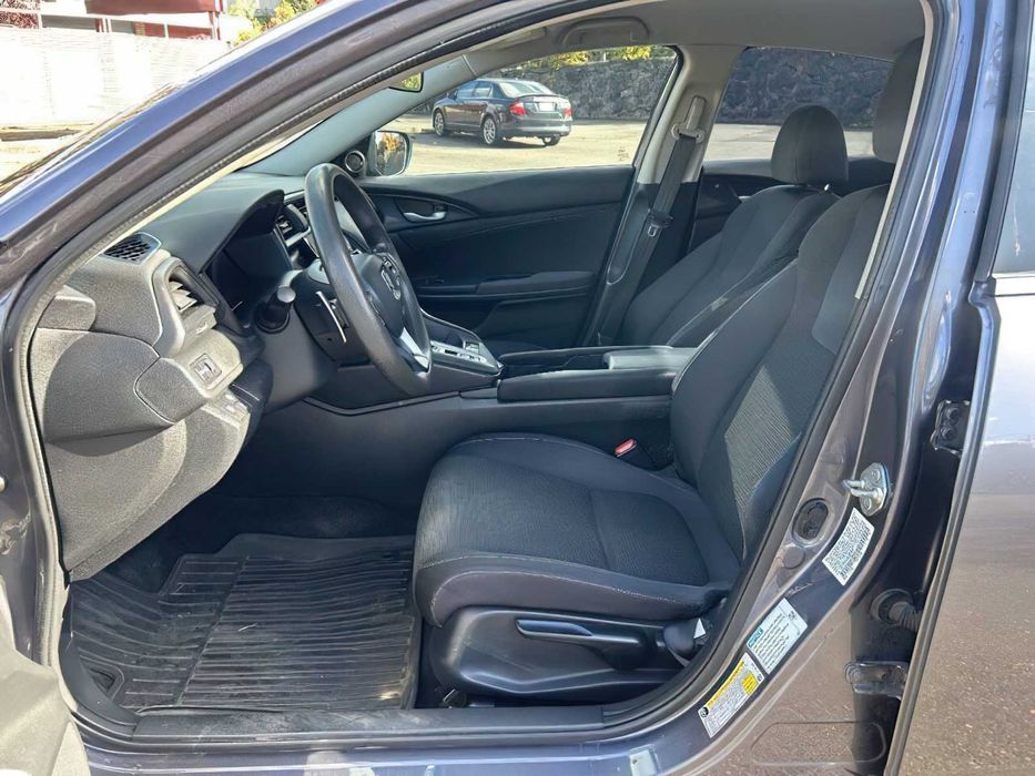Honda Insight      2019