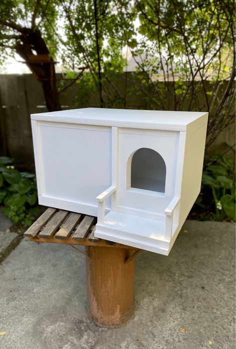 Вуличний будинок для тварин. Тепла будка для кота. Будка для собаки.