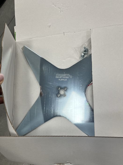 Ambrogio L250 Deluxe – robot koszący