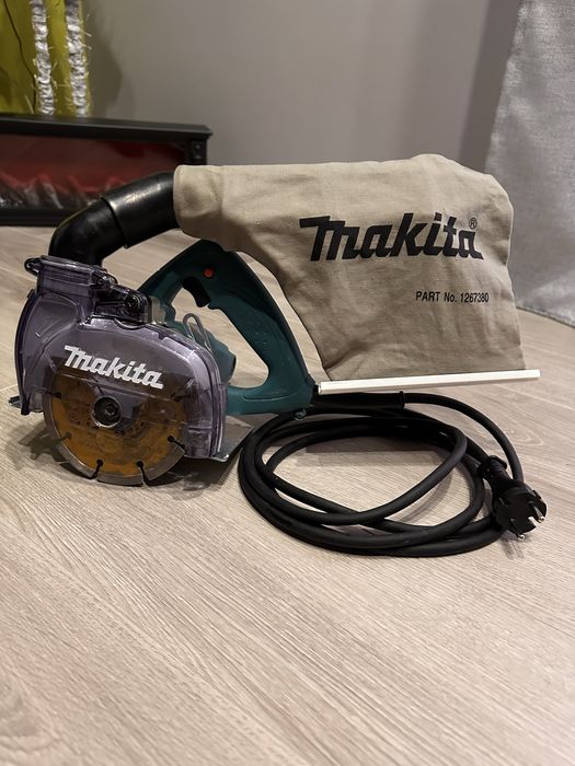 Дискова алмазна пила ( штроборіз, плиткоріз) Makita 4100KB.