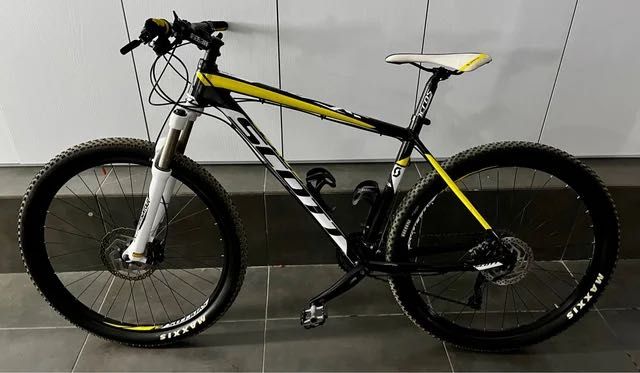 Bicicleta Scott Scale 770 L