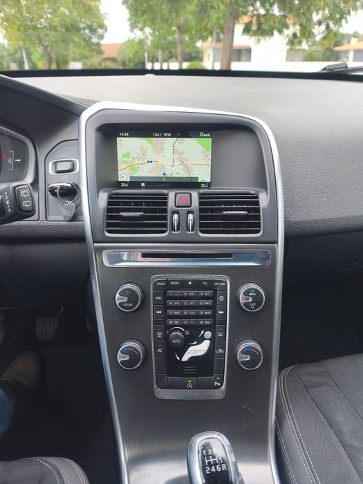 Volvo XC60 D4 2.0 184cv