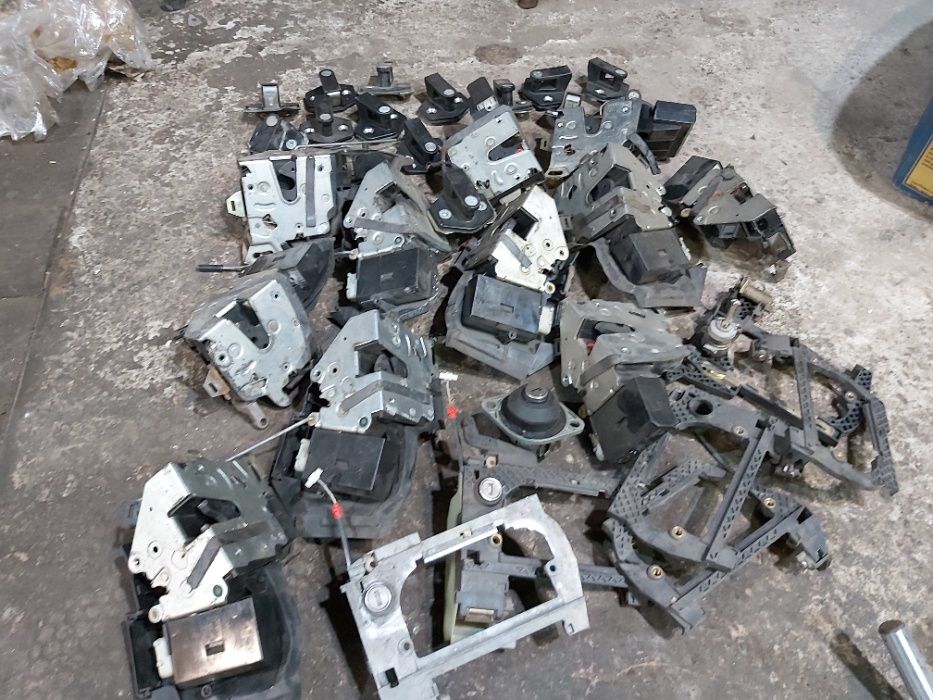 Замки двери бмв е39