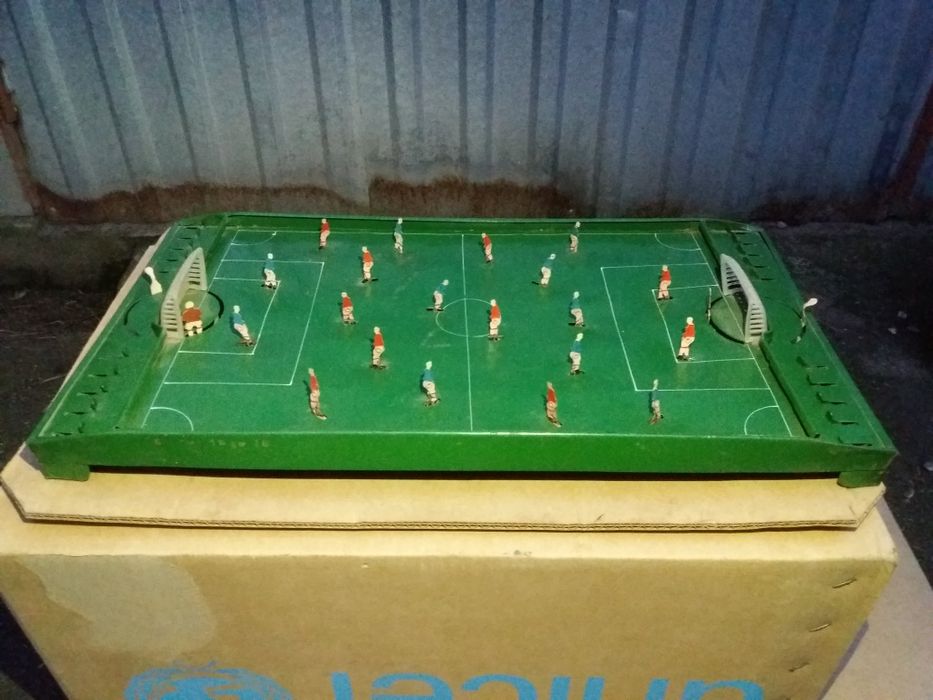 Радянський металевый iграшковий футбол