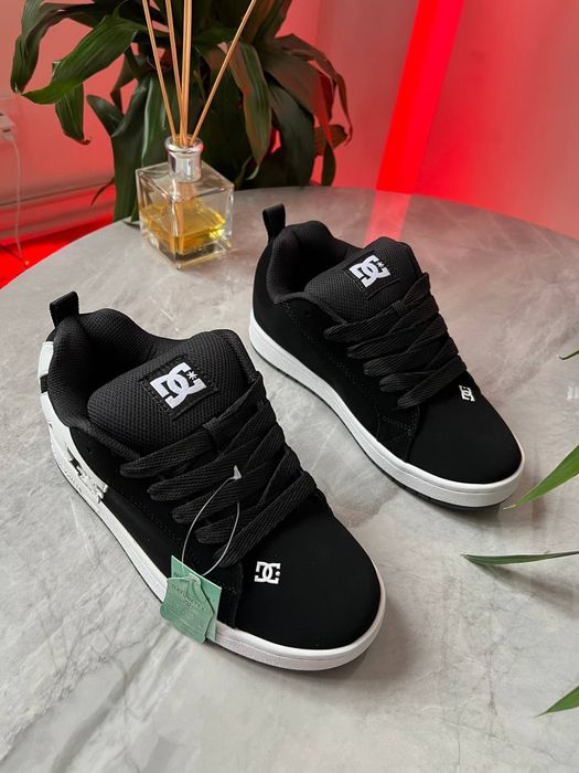 Premium! DC Bobs Burgers x Court Graffik , жіночі кросівки DC 37-44Р