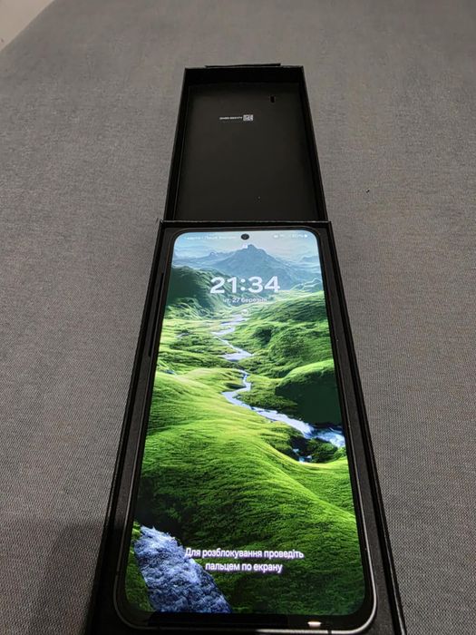 Samsung s24 FE w bardzo dobrym stanie