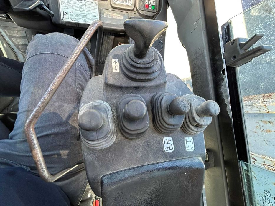 Empilhador Toyota 3 Ton 2017