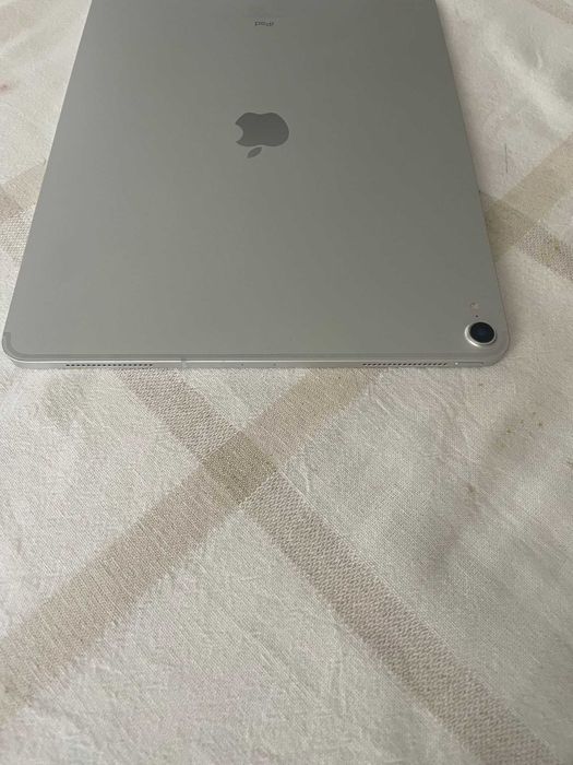iPad Pro 12,9 polegadas (3.ª geração) "NAO LIGA"