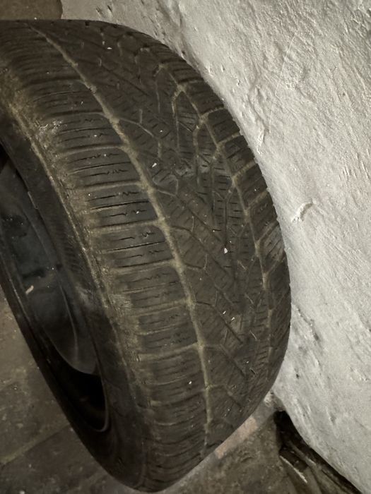 Felfi stalowe z oponami Ford Fiesta MK7. 4x108
