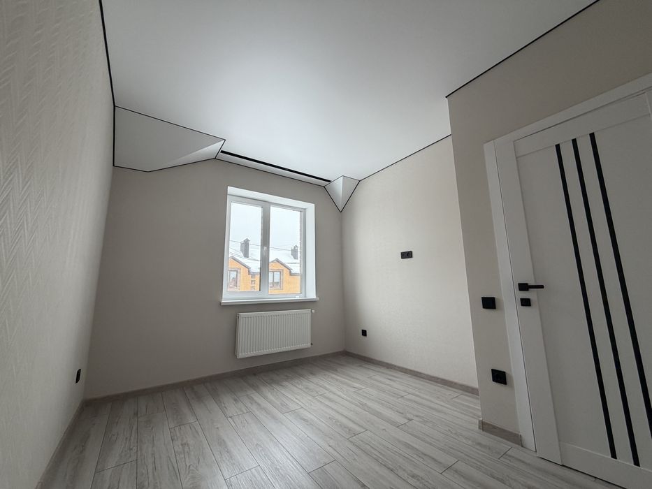 Продаж таунхауса з ремонтом від забудовника! Поруч ТЦ, АТБ, транспорт