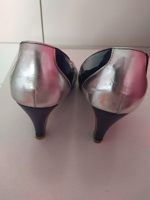 Chinelos/Sandálias 38-39