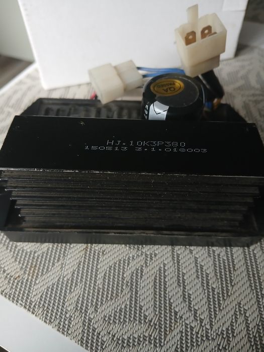AVR регулятор напруги генератора 10кВт 380В
