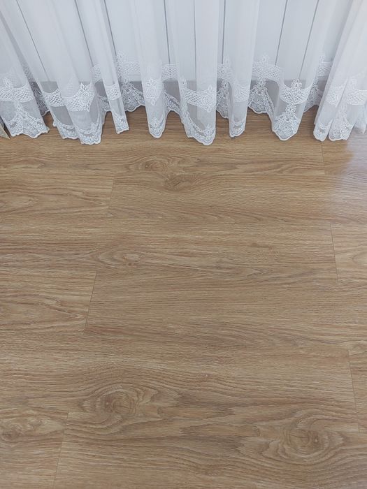 Продам якісний ламінат