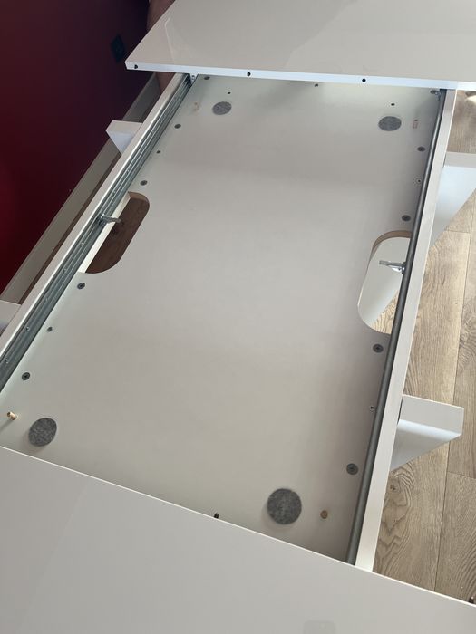 Stół rozkładany biały