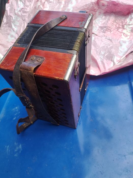 Продам гармошку тульская