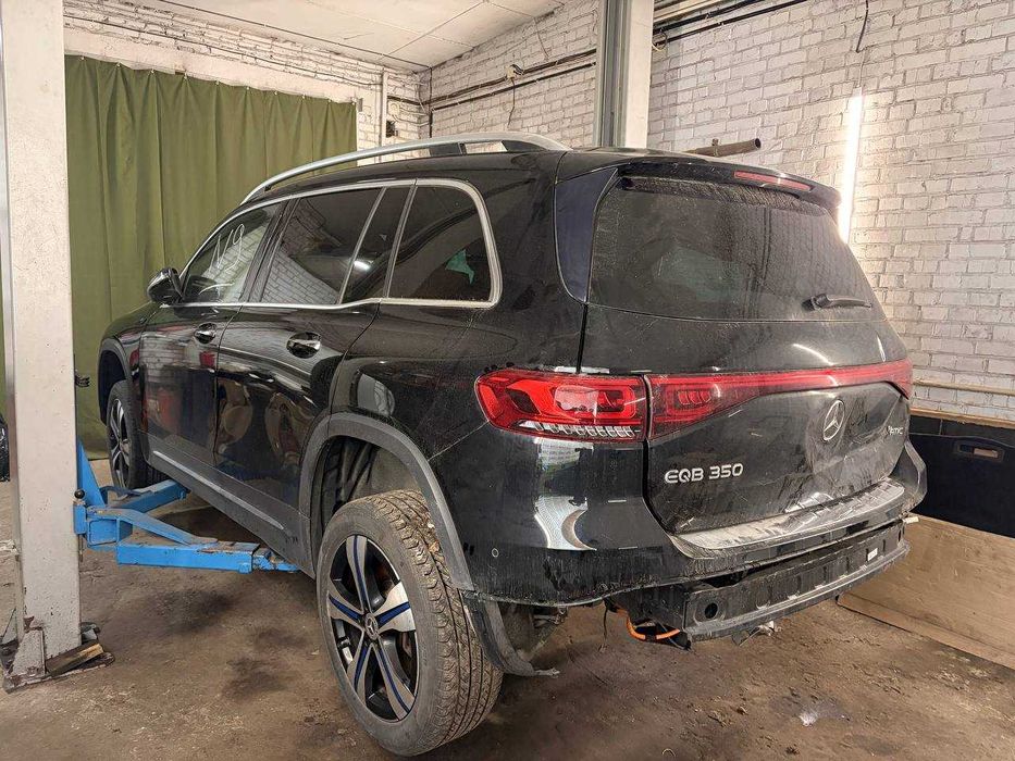 Разборка, розбір Mercedes-Benz EQB 350 X243 2022 року Шрот, Запчастини