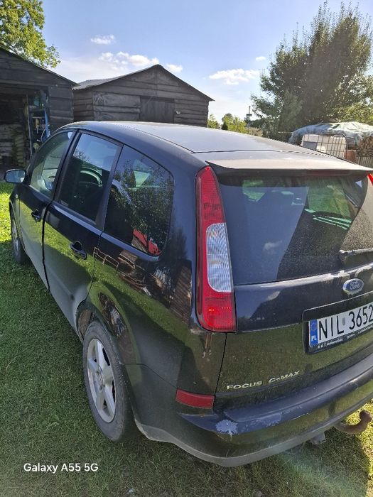 Samochód osobowy Ford